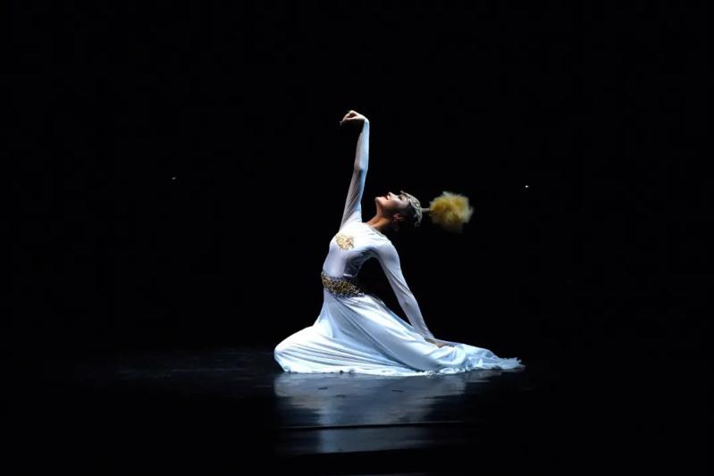 Жігіттің біреуге сиысуы туралы онлайн порно көру