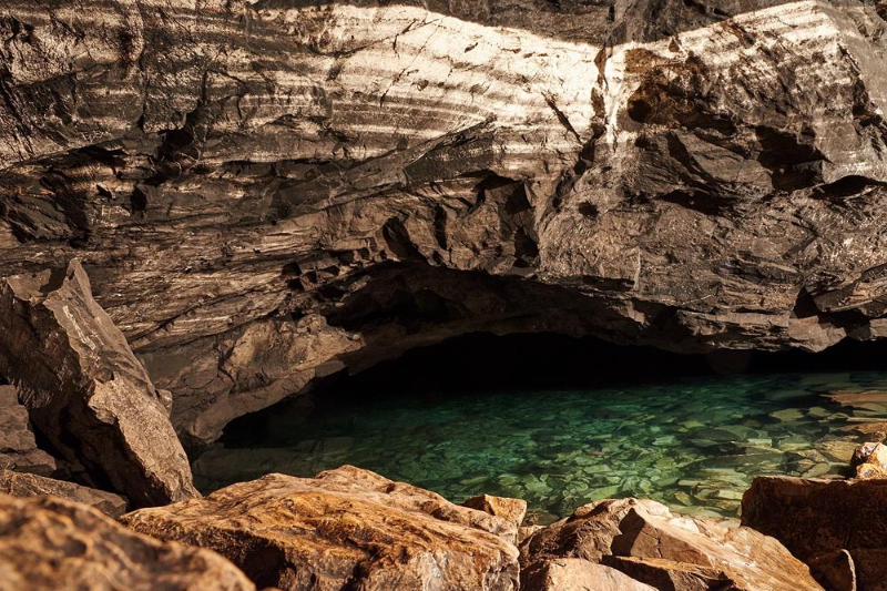 Әр түнде жыныстық қатынасқа түсетін жалға алушылар